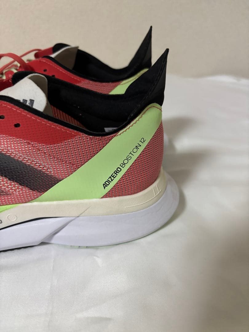 adidas　アディゼロボストン12 26センチ　美品
