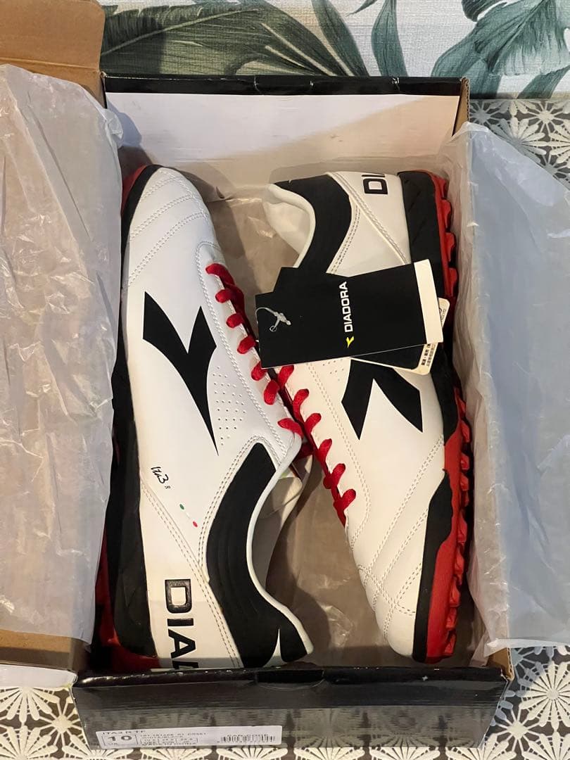 イタリア　【diadora|ディアドラ】サッカーフットサルトレーニングシューズ