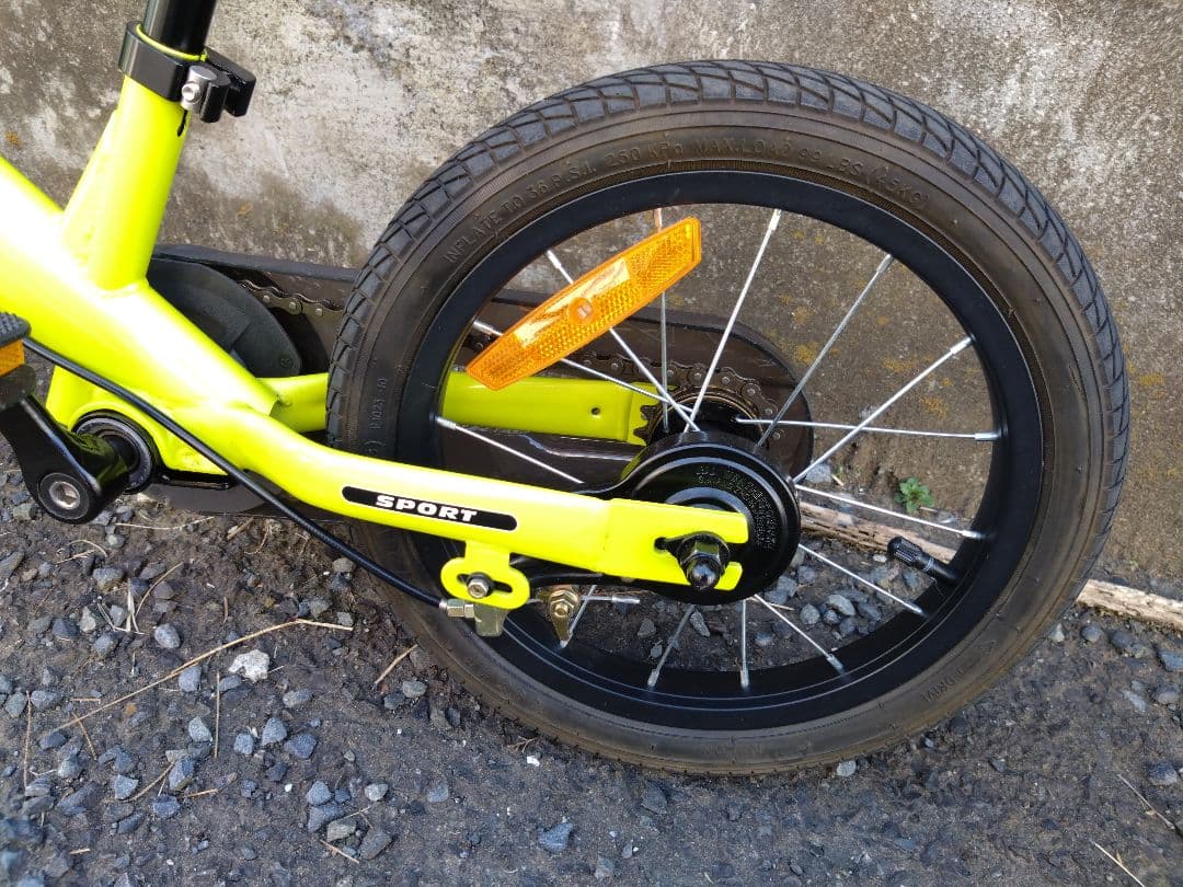 STRIDER 14X ストライダー14X　神奈川　引取限定　ライムイエロー