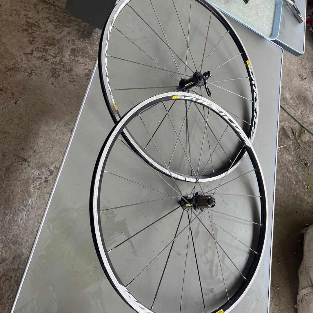 Mavic Aksium 700C 完組ホイール