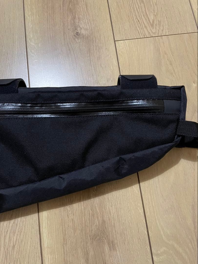 アクセサリー RESTRAP FRAME BAG LARGE 4.5L