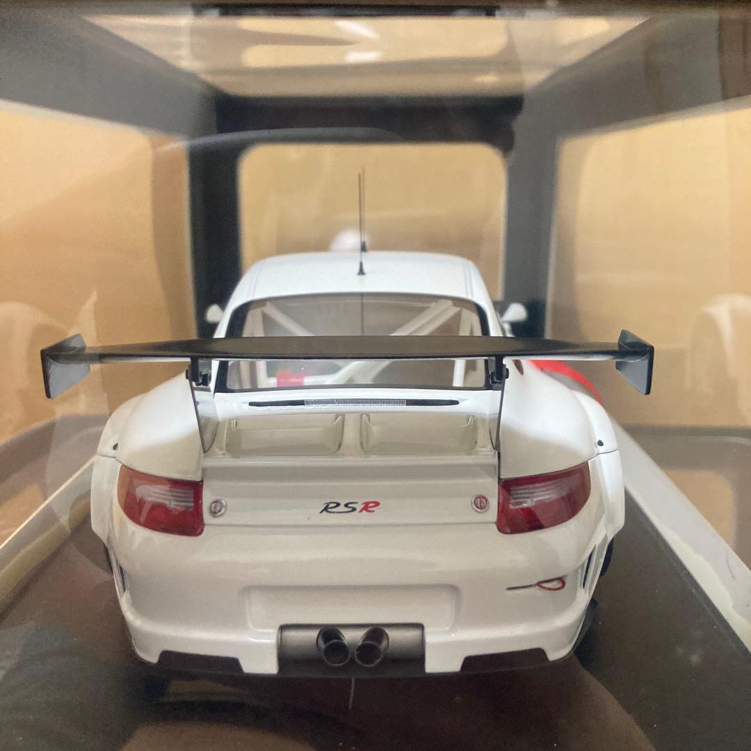 ミニカー AUTOart Porsche 911 RSR 1/18