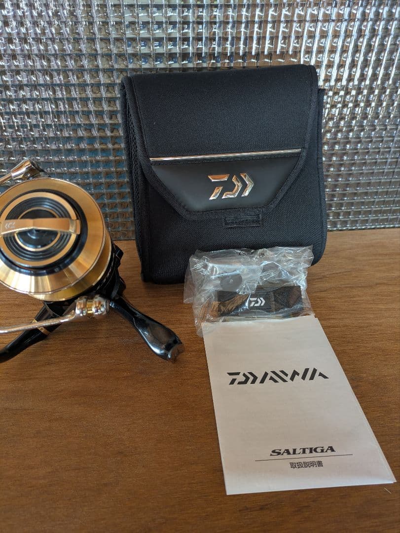 20 SALTIGA 20000-H スピニングリール 要メンテナンス（再出品）