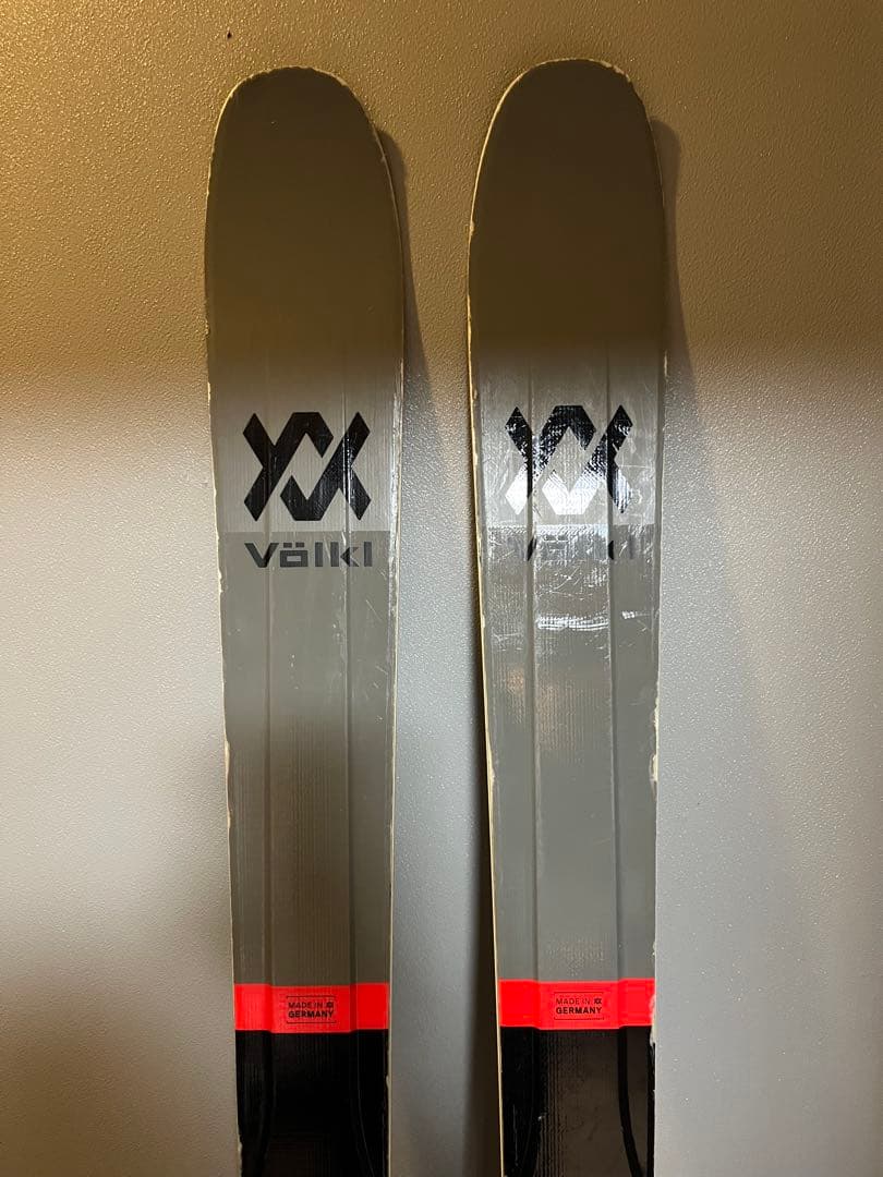 スキー板　フォルクル　90eight 177cm