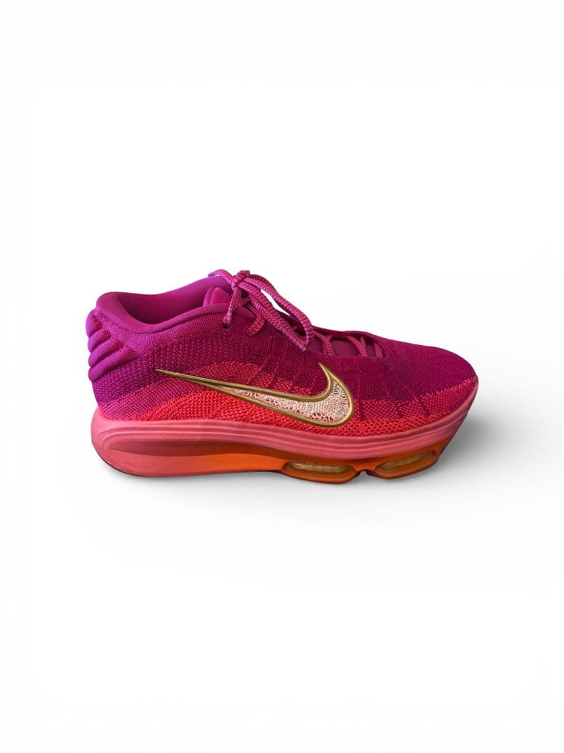 Nike バスケシューズ GTハッスル3 ウェンバイヤマシグネチャーモデル