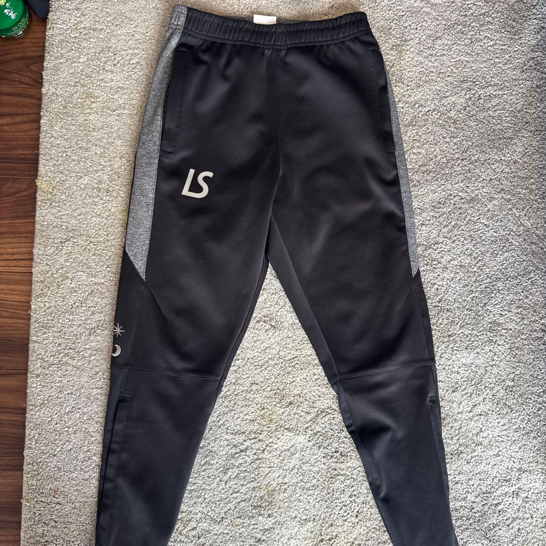 LUZeSOMBRA XS セットアップ