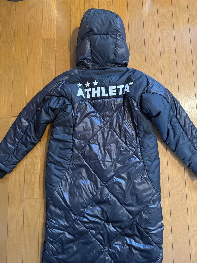 お値下げしました‼︎ATHLETA フード付きベンチコート 黒　150