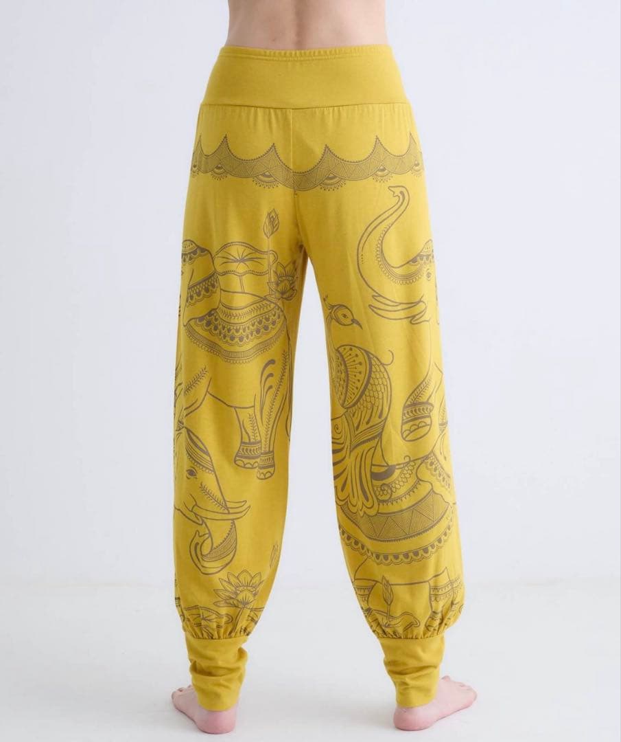 【新品】テジャス　ヨガパンツ　avani-bottom マスタード