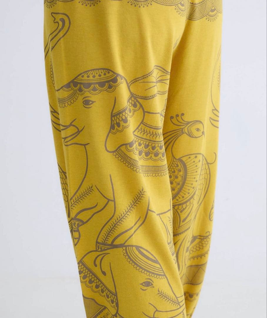 【新品】テジャス　ヨガパンツ　avani-bottom マスタード