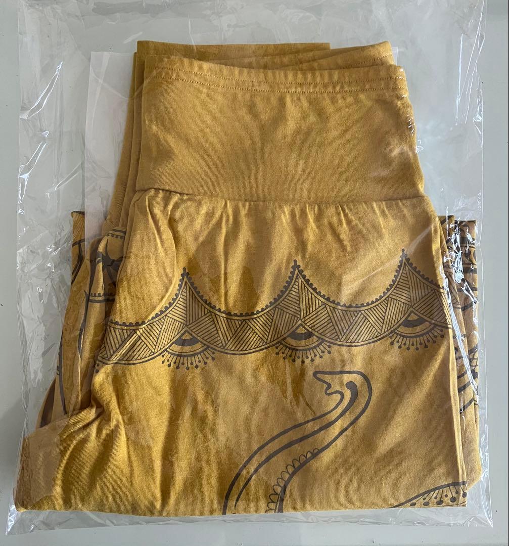 【新品】テジャス　ヨガパンツ　avani-bottom マスタード