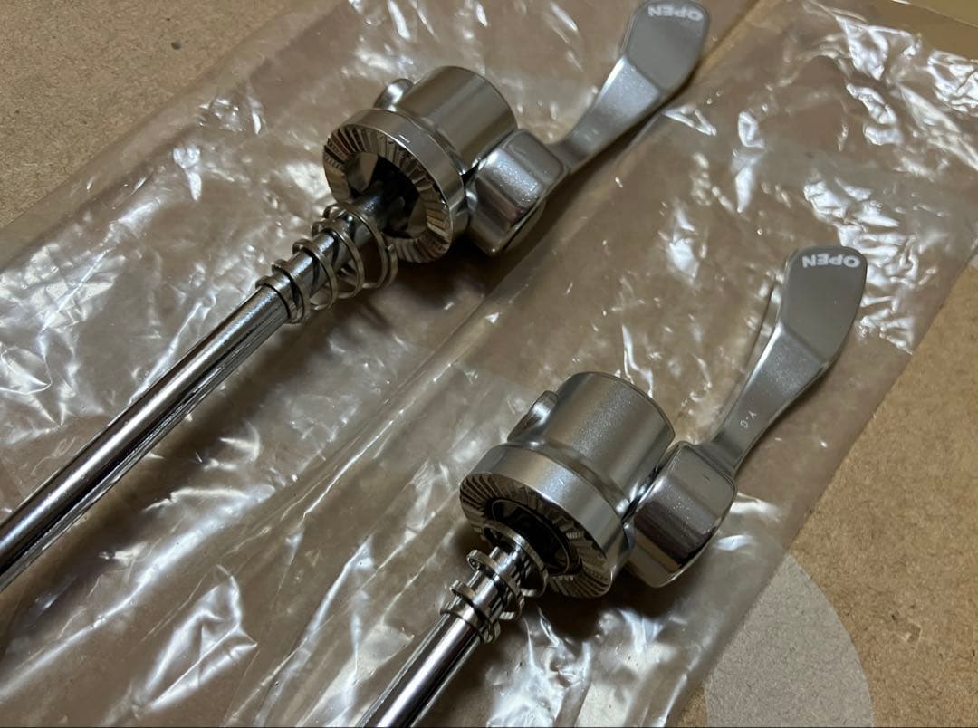 新品 ベロシティ クイックリリース 100mm 135mm 前後セット