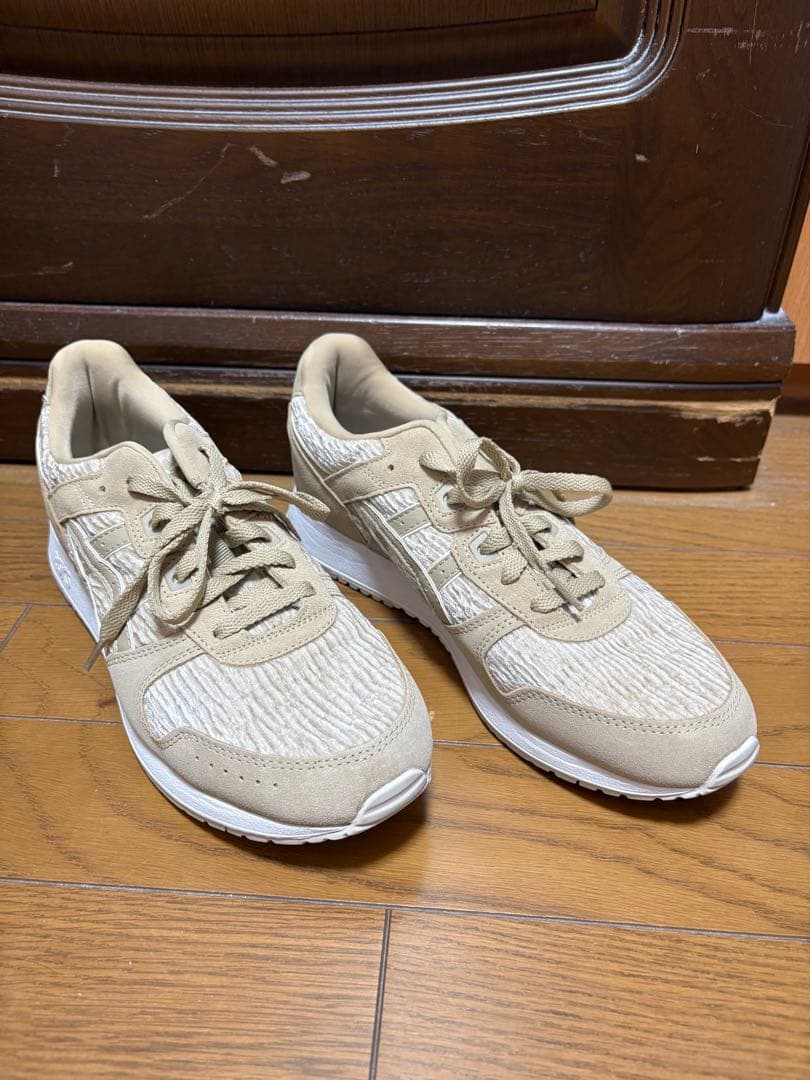 【新品未使用】 アシックス ランニングシューズ　LYTE CLASSIC