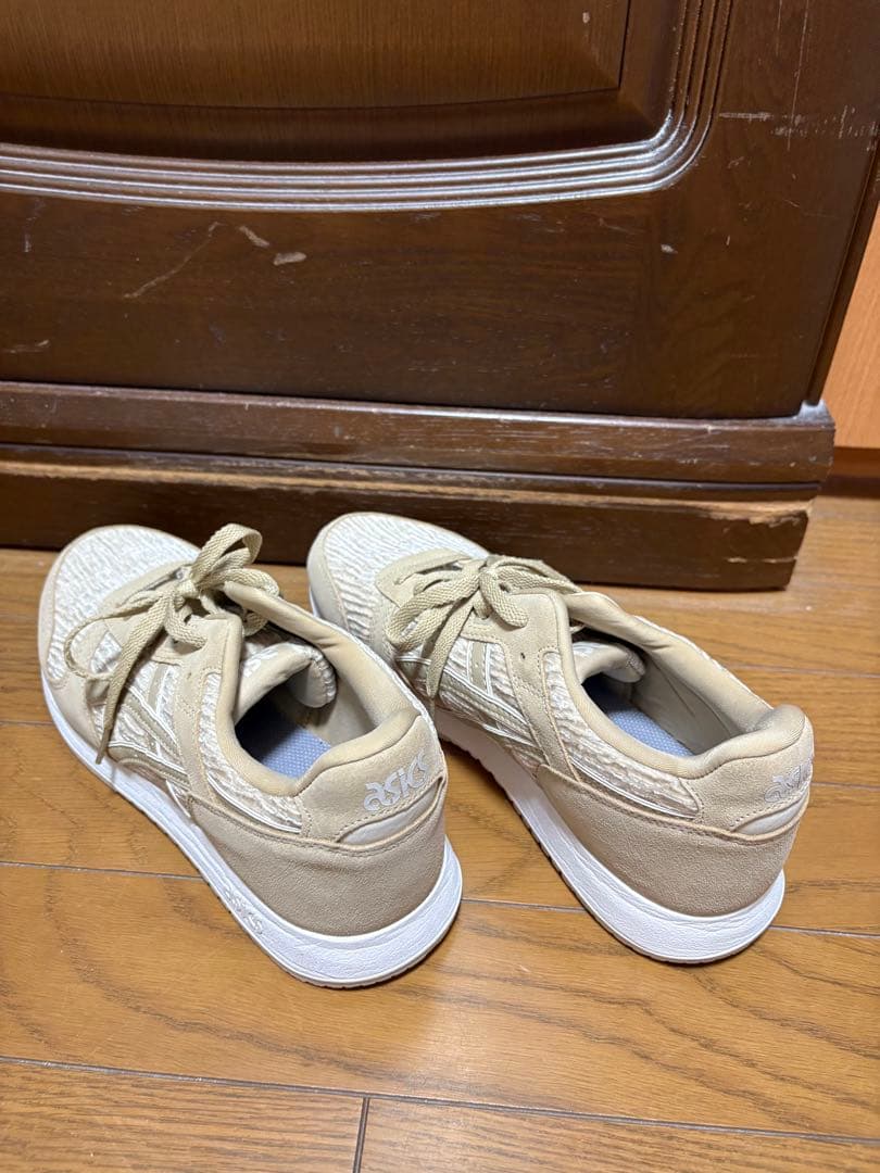 【新品未使用】 アシックス ランニングシューズ　LYTE CLASSIC