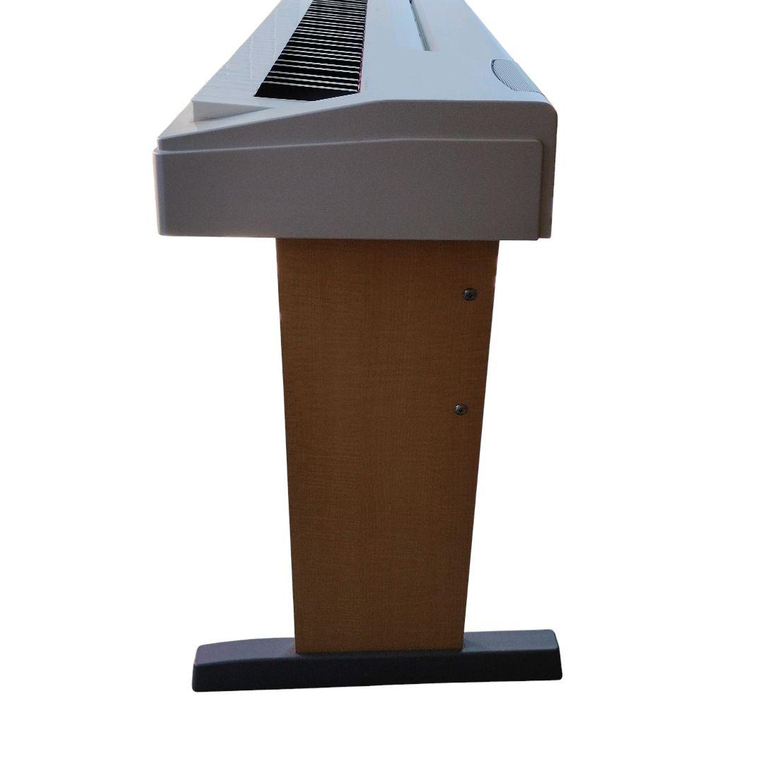 YAMAHA ELECTRONIC PIANO 電子ピアノ P60