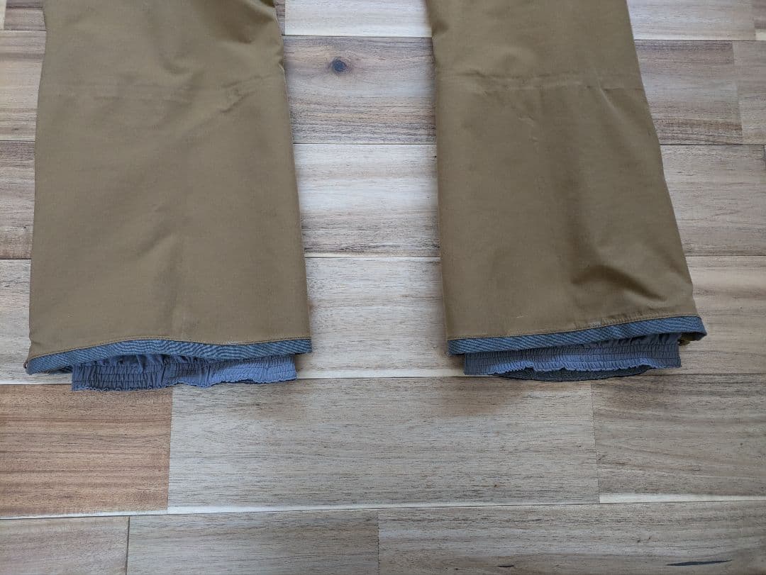 スノーウェア Strafe Nomad jacket & bib pants