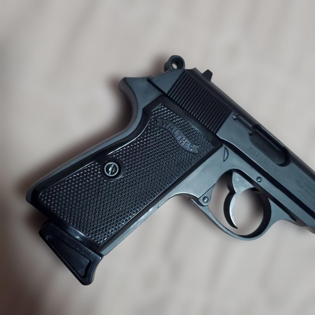 送料込 !! マルゼン PPK/S BK ガスブローバック