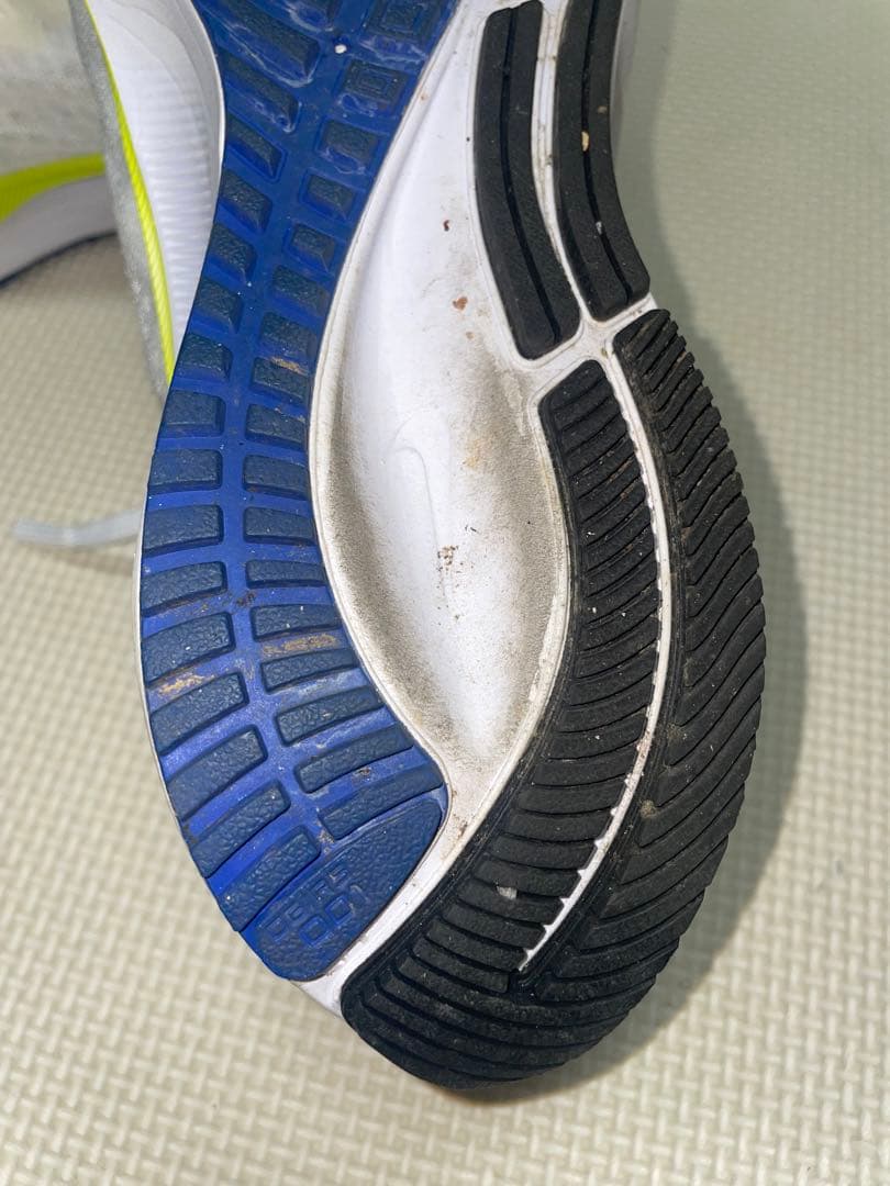 26㎝ナイキ エアズームペガサス 37 AIR ZOOM PEGASUS 37