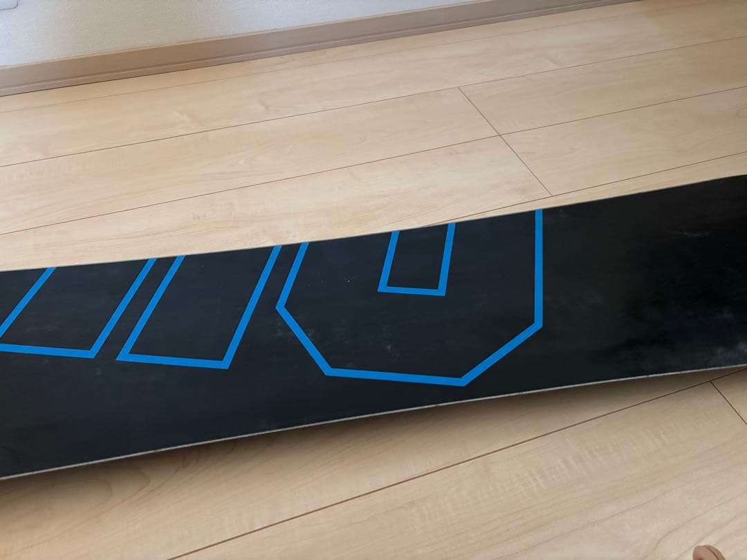 スノーボード 011 artistic D-light 143cm