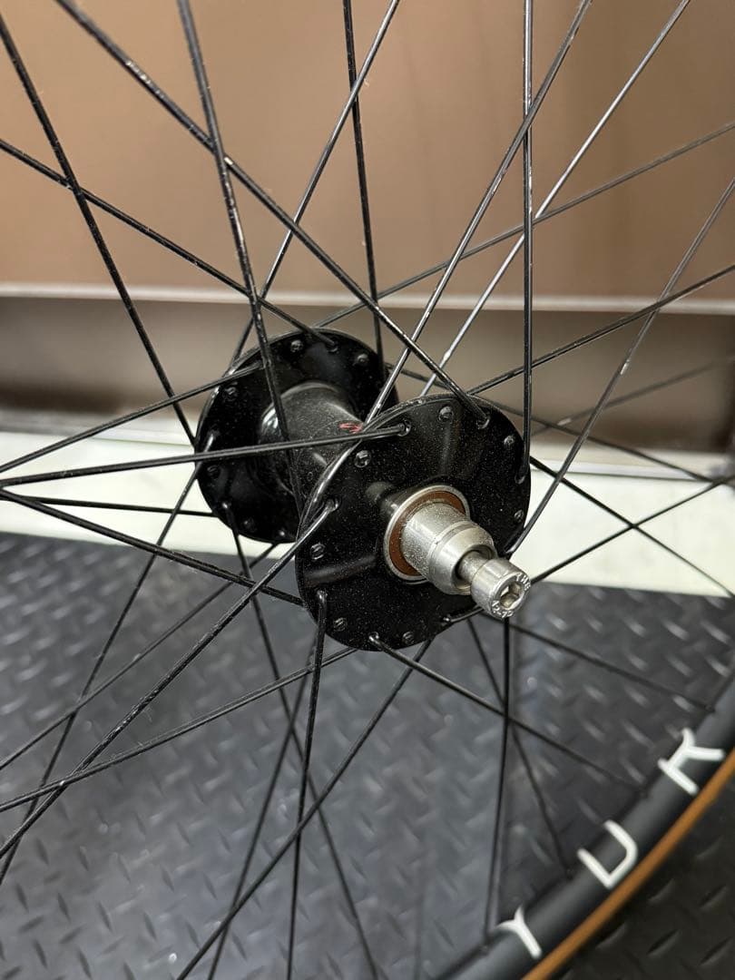 The Hydraリムとフィルウッドハブの組み合わせ　ピストホイール　セット