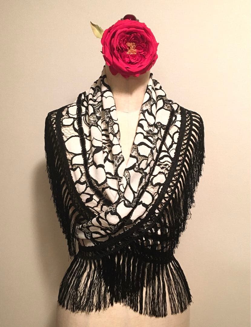 フラメンコ 衣装 ロングシージョ 刺繍花柄レース モノトーン