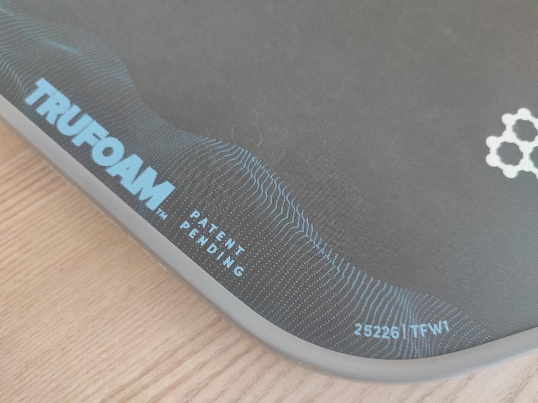 CRBN TRUFOAM WAVES 1 ピックルボール パドル フォーム