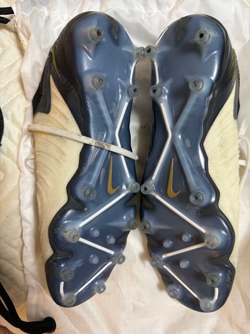 【美品】NIKE ファントムgx2 AG 27cm