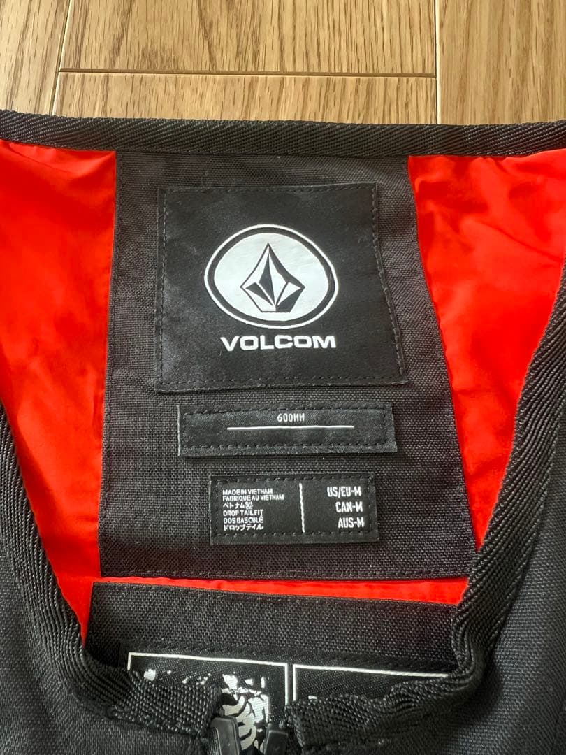 Volcom ブラック バックカントリー　ベスト