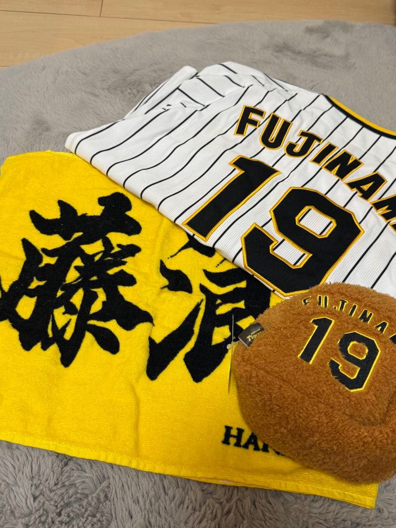 阪神タイガース　グッズ　ユニフォーム　小物等