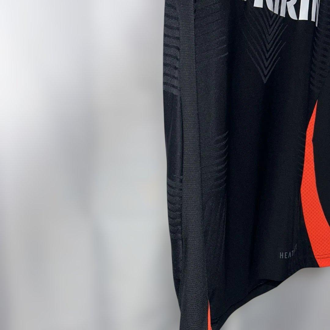 サッカー 日本代表 KIRIN トレーニングジャージー シャツ　Mサイズ