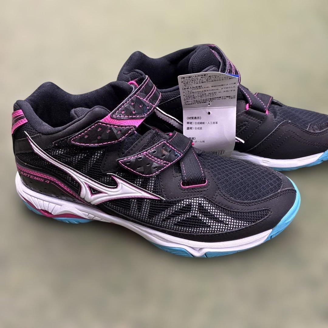 ミズノバレーボールシューズ ウェーブアルテミス4MID 24.5㎝