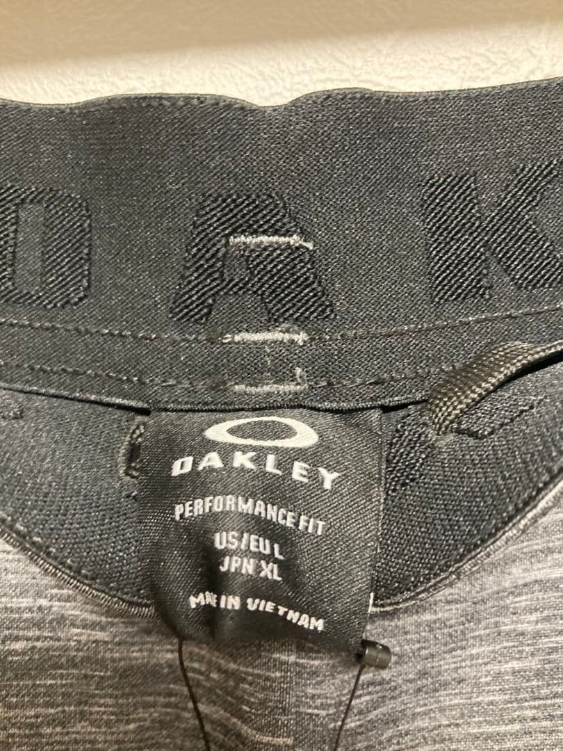 新品 OAKLEY トレーニング ウェア セットアップ ジャージ
