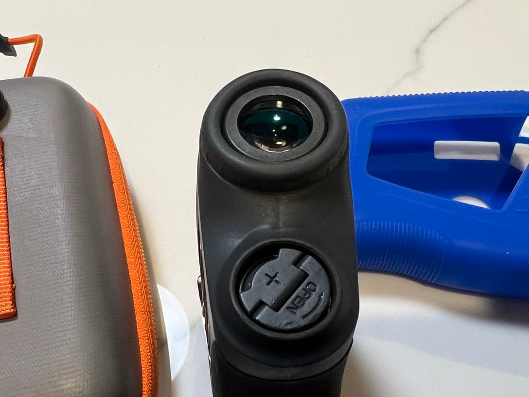 Bushnell Pro X3 ゴルフ用距離計　シリコンカバー付