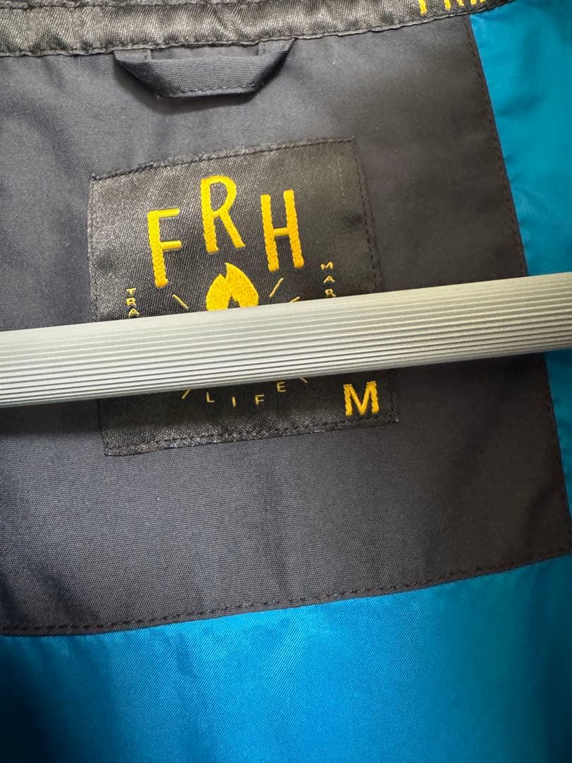 【rew製】FRHスノーボードウェアMサイズ‼️