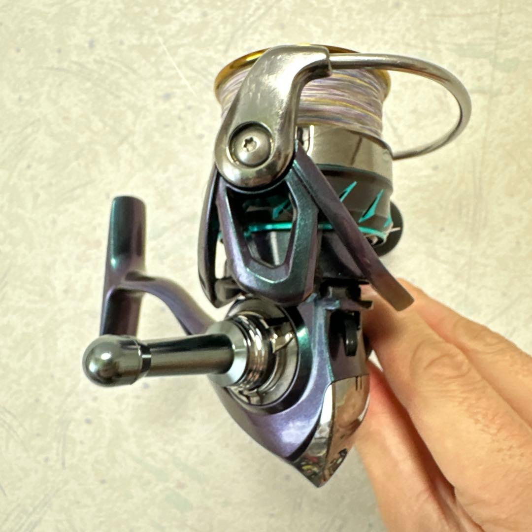 エメラルダス MX Z2508PE-H スピニングリール