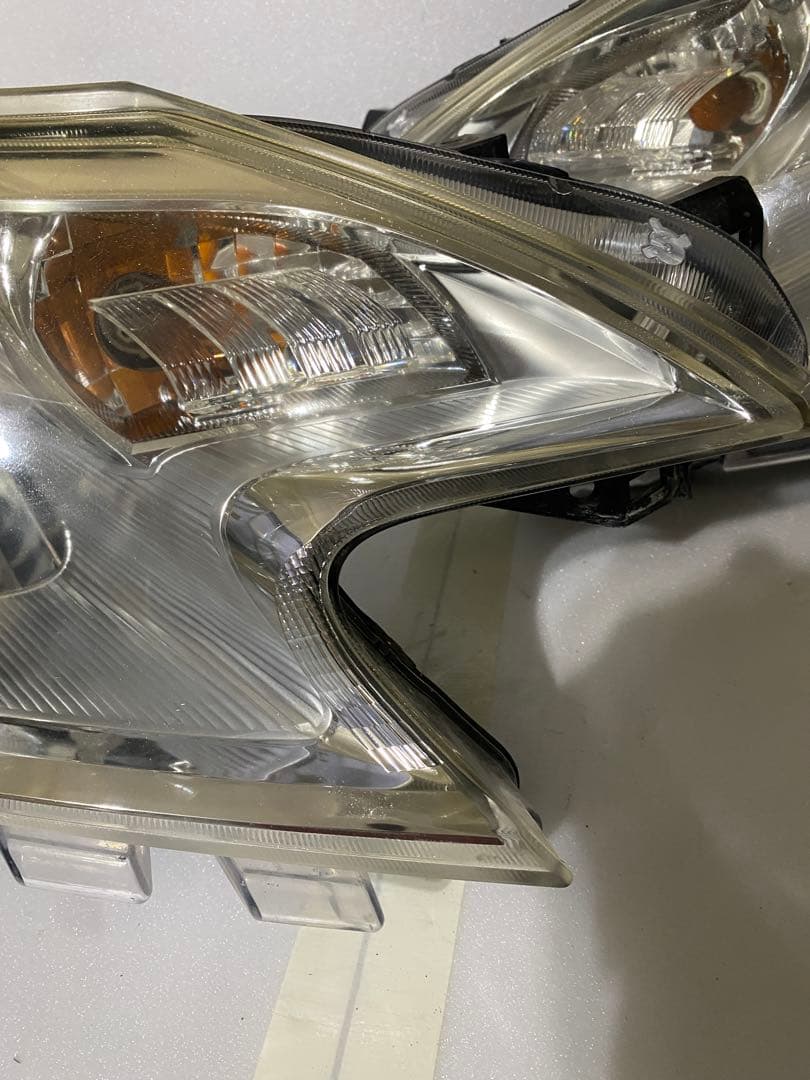 日産 ノート E11 前期 純正 ハロゲン ヘッドライト 左右セット