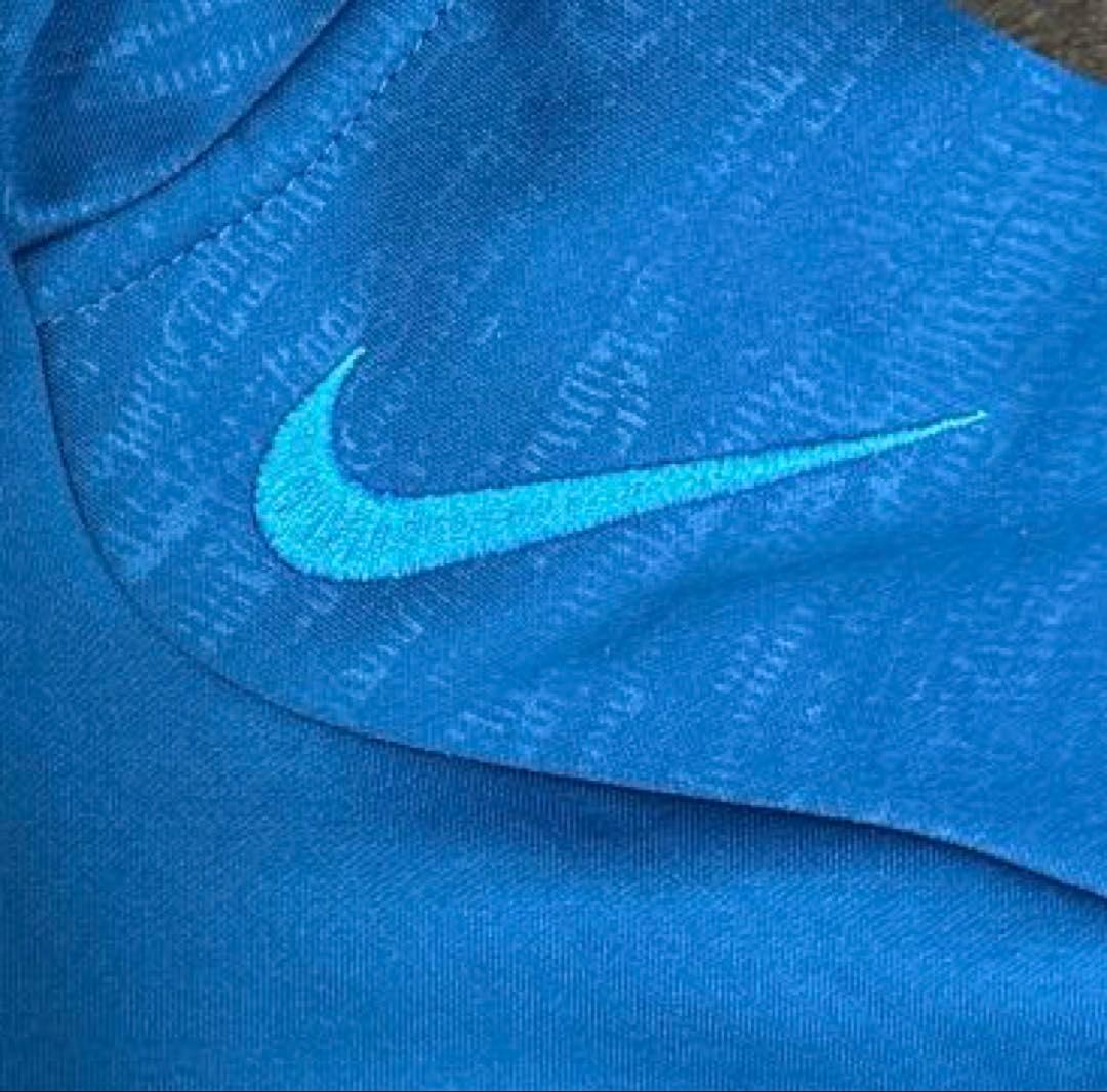 【美品】NIKE PRO ナイキプロ トレーニング パーカー フーディー