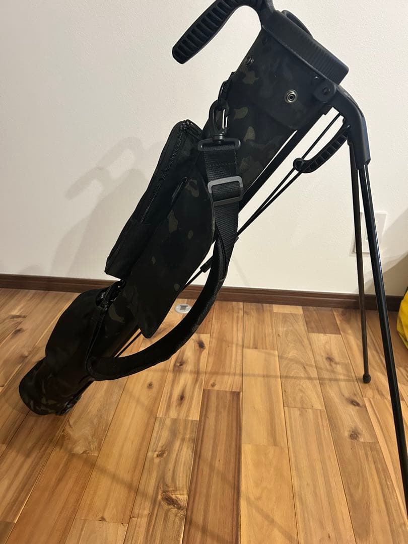 【美品】ROBUSTIN軽量ゴルフスタンドバッグ 1.2kg