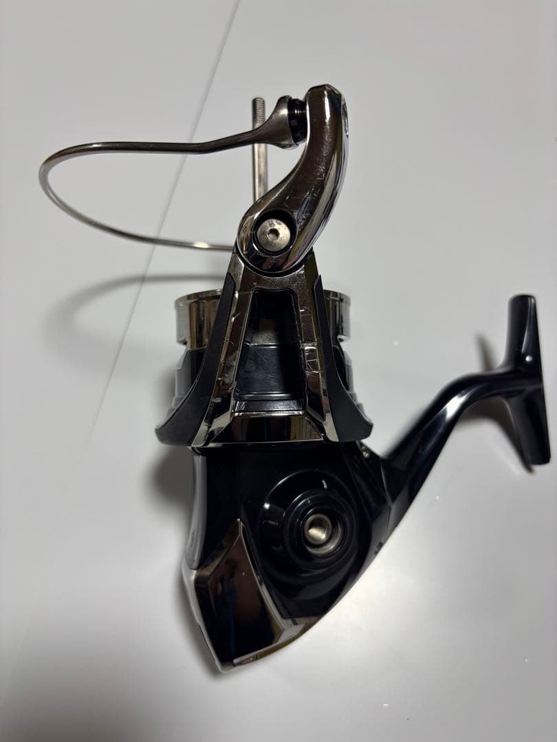20STELLA 18000HG中古と夢屋MAXスプール20000新品