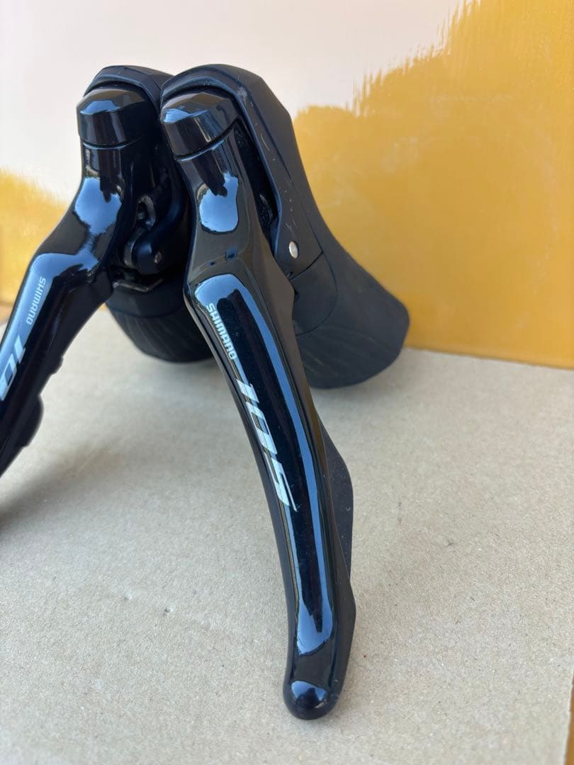 値下げしました！Shimano 105 シフター ブラック