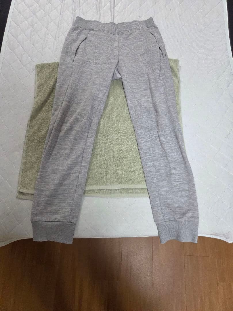 DESCENTE グレー ジャージ上下