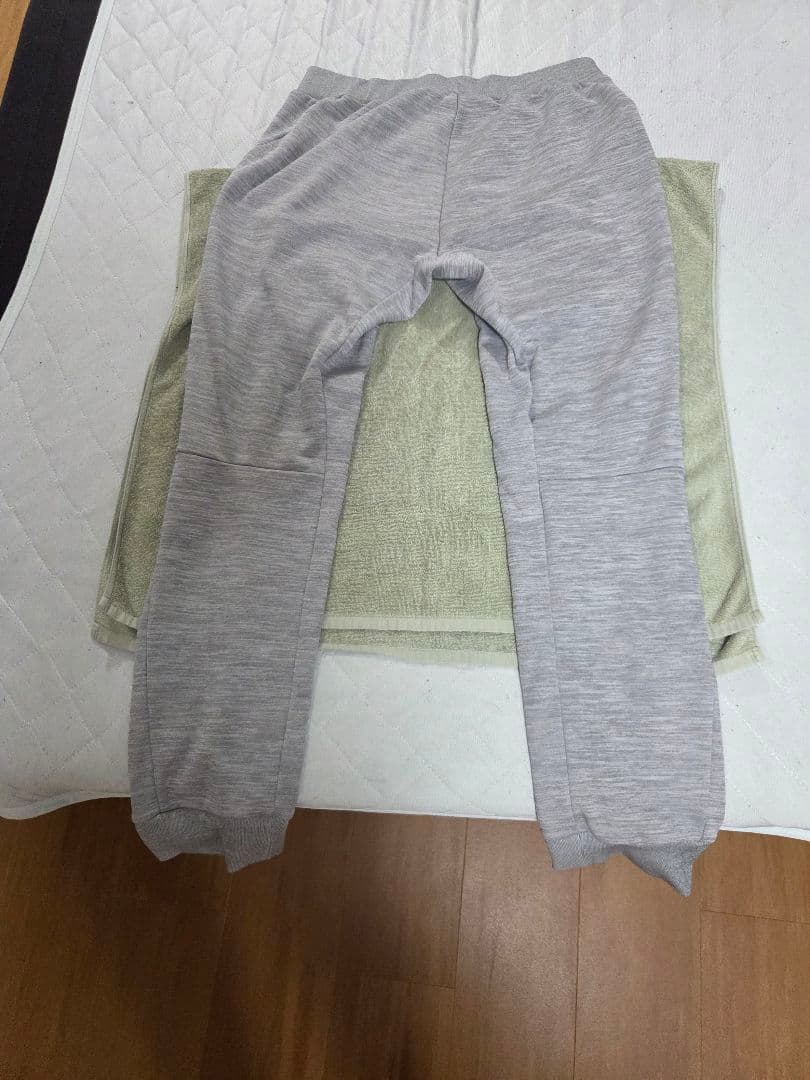 DESCENTE グレー ジャージ上下