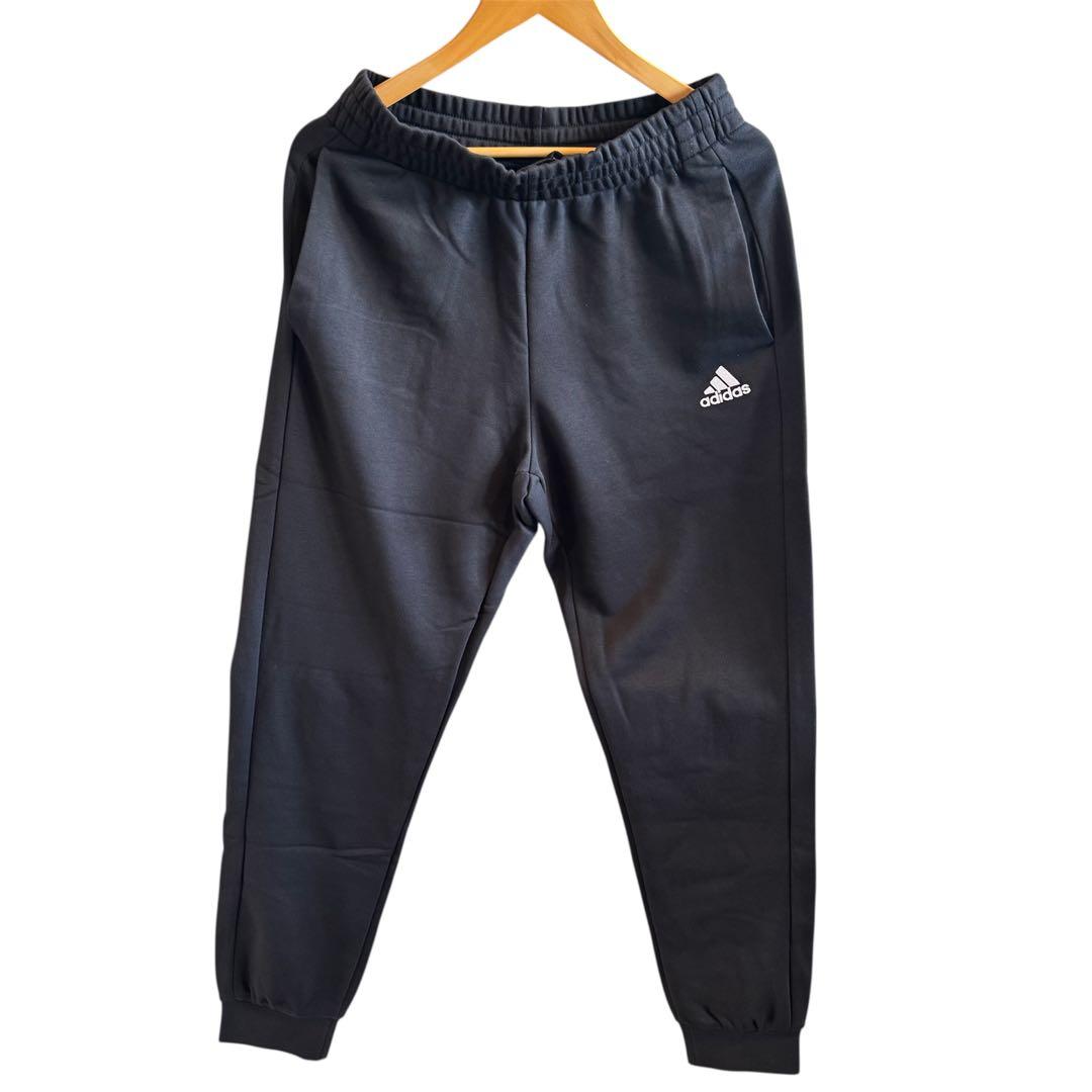 新品　adidas　アディダス ジャージ　上下セット　ブラック　Ｌサイズ　ウェア