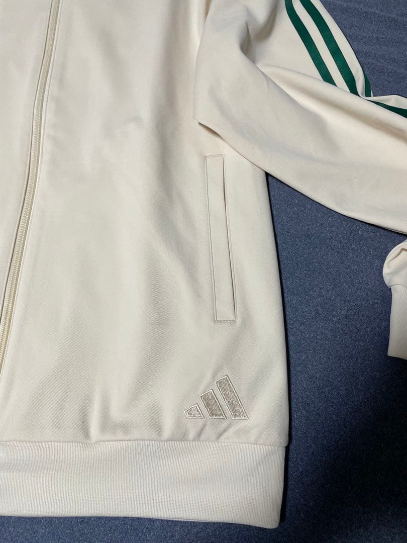 adidas ジャージ上下セット オフホワイト