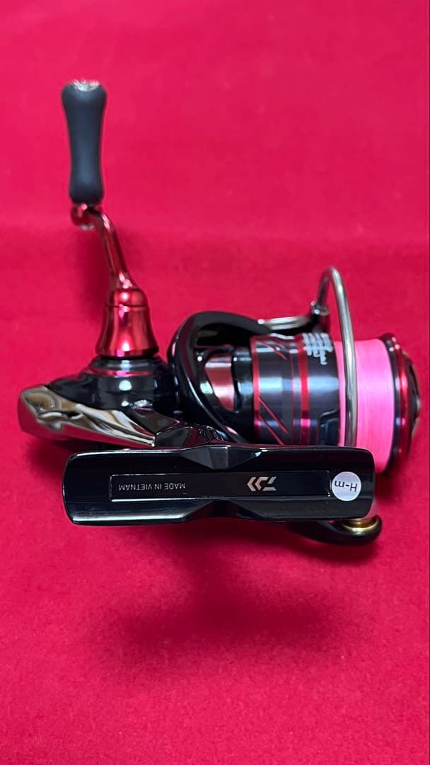 DAIWA 18 月下美人 MX LT 2000S-P