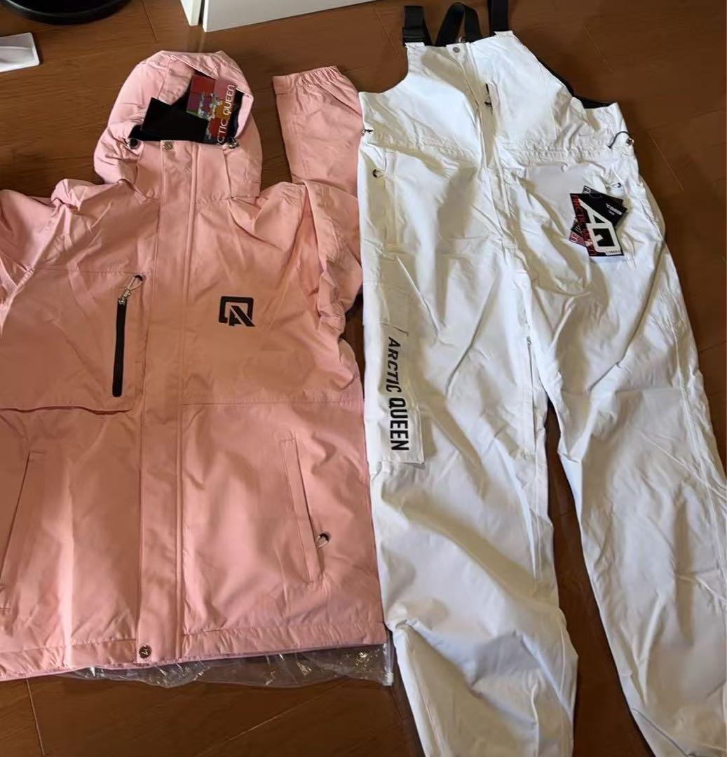 ARCTIC QUEENピンクジャケットとホワイトパンツセット