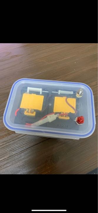 電動リール マキタ  バッテリ