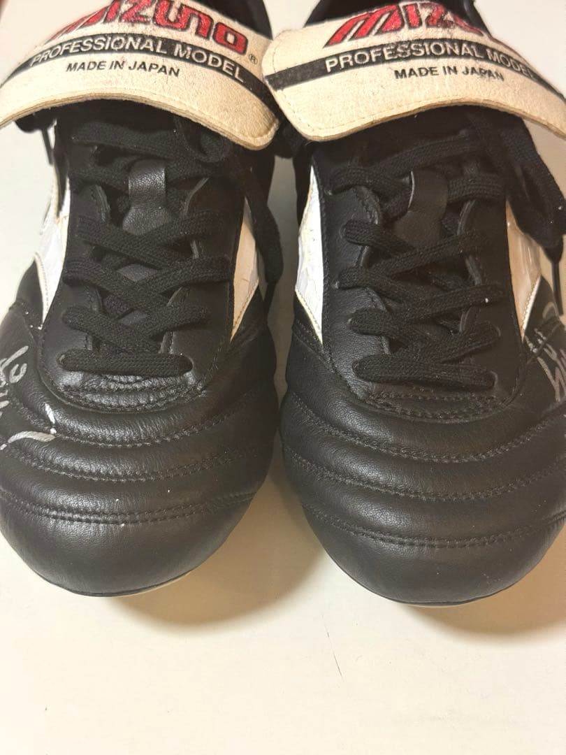【未使用】MizunoモレリアⅡ 24.5cm パブロ•アイマール直筆サイン