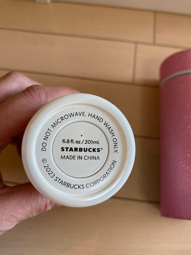 スターバックス グリッターピンク、ホワイト、BRITAウォーターボトル