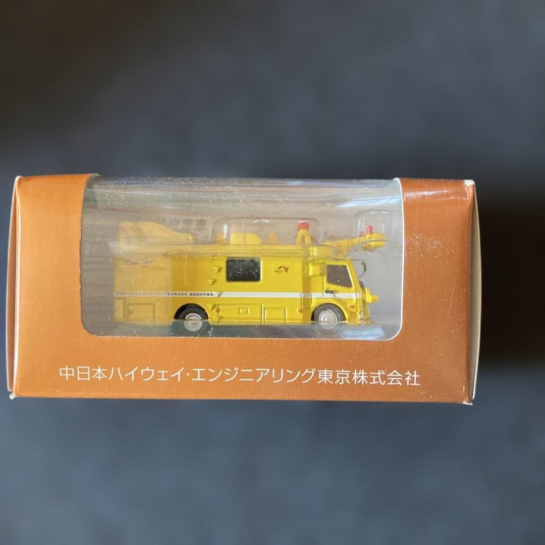 NEXCO ハイウェイパトロールカー 1:60 一台だけ箱はありません。