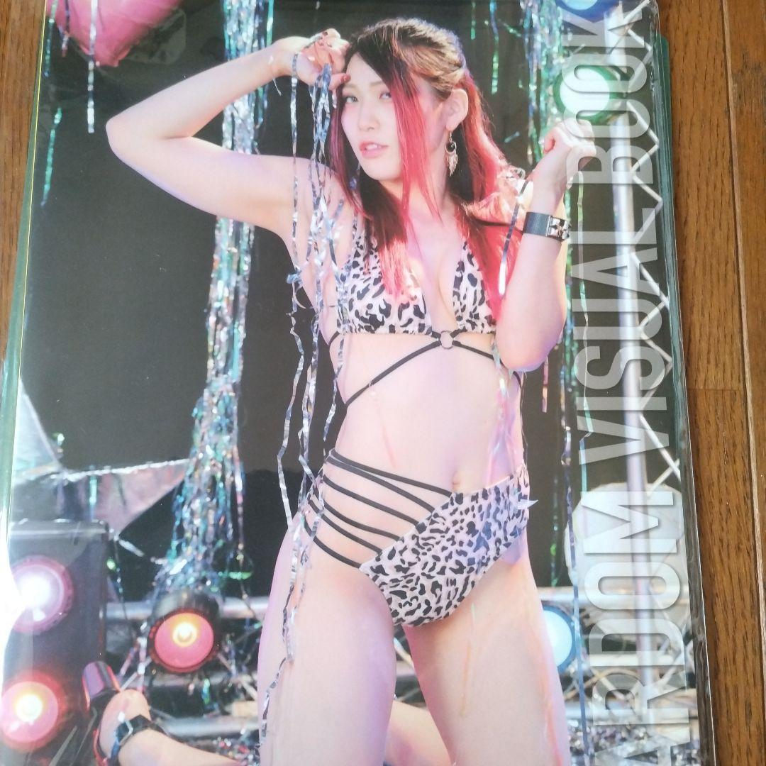 スターダム、写真集ウナギ・サヤカ直筆サイン入り、Bikini10